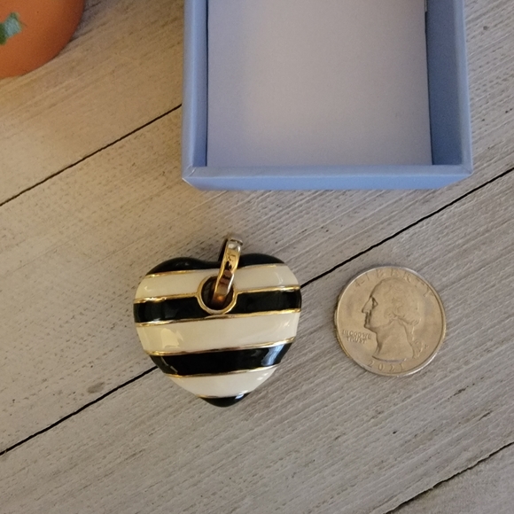 Juicy Heart💗Pendant for Necklace or Bracelet - Picture 12 of 13